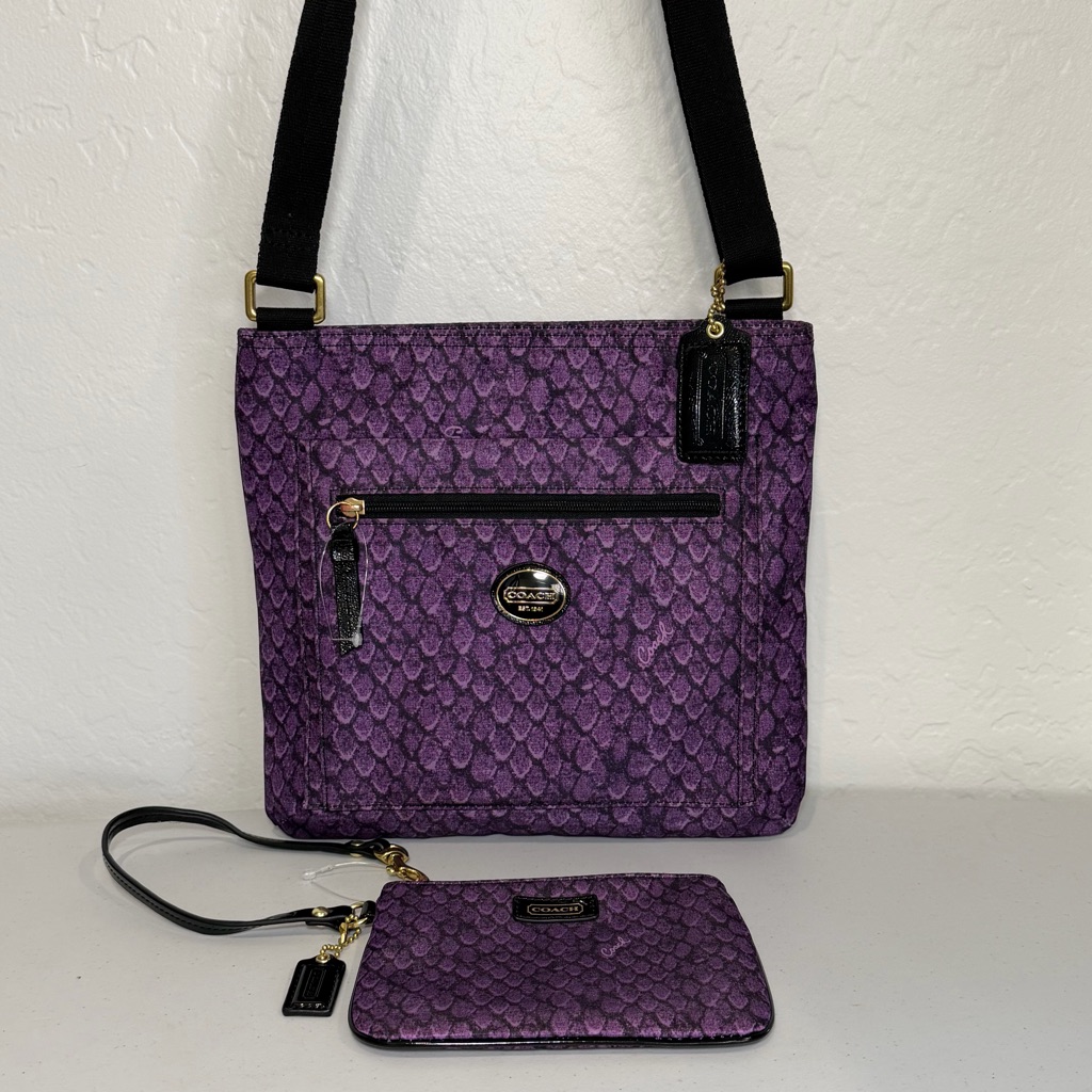 Coach Getaway Purple Snake Print File Bag And Wristlet